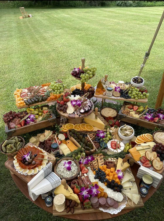 Medium grazing table display